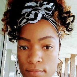 Meet your Posher, Ronisha